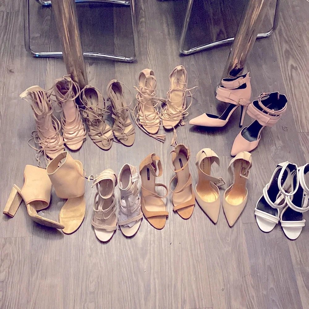 ⚠️NUDE HEELS CLEAROUT SALE⚠️ - Picture 1 of 7